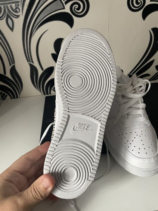 Nike Air Force 1 Low LX United in Victory White