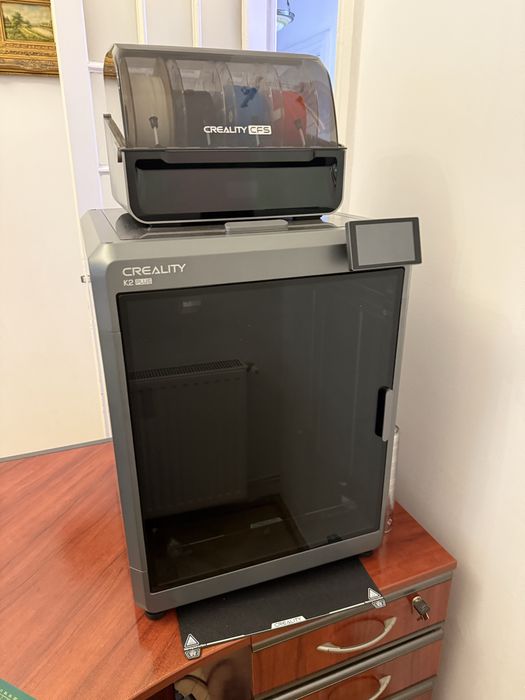 Imprimanta 3D Creality K2 Plus Combo si Filamet dryer Space Pi
