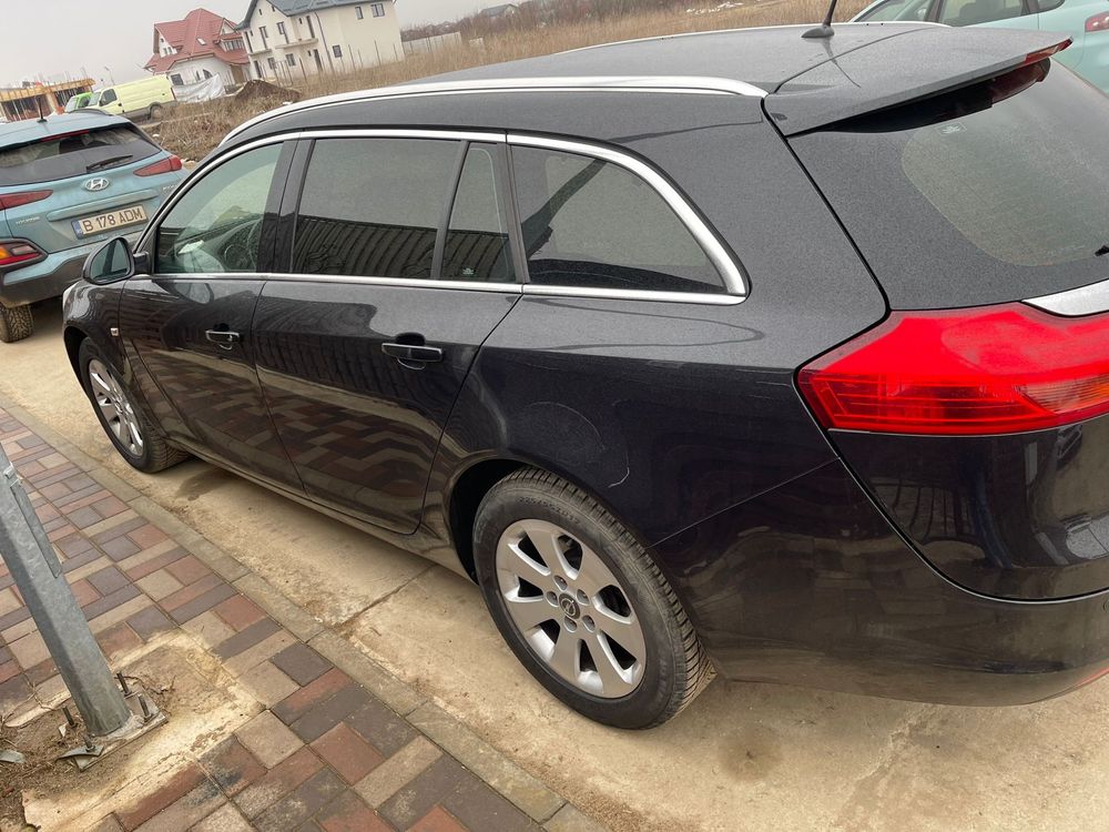 Opel Insignia 2.0d, 127.000 reali, Navi car play