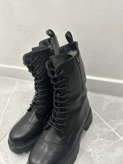 зимние ботинки,продам срочно