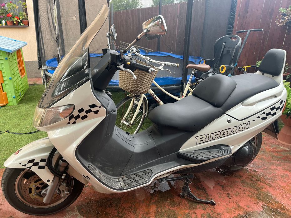 Suzuki Burgman 250 cc