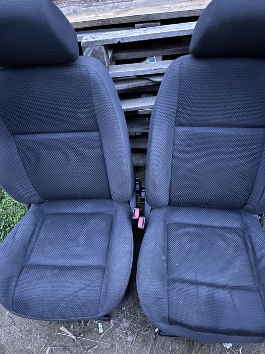 Продавам салон за vw polo