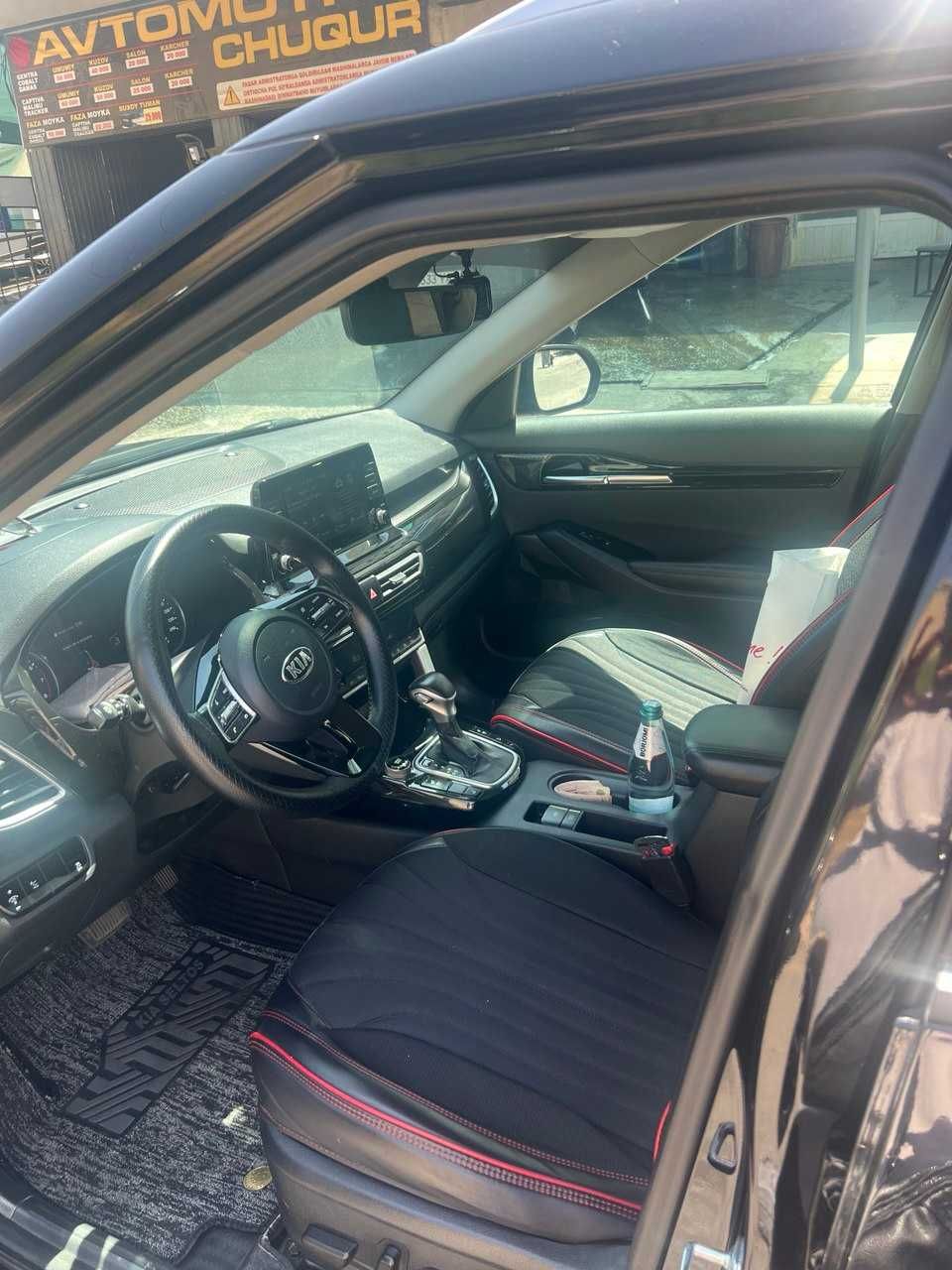Kia Seltos 2021 full позиция. 23000$ .