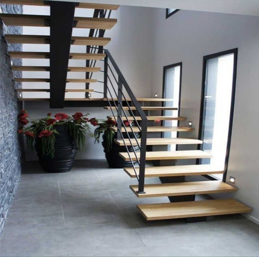 Construim scara interioara la comanda