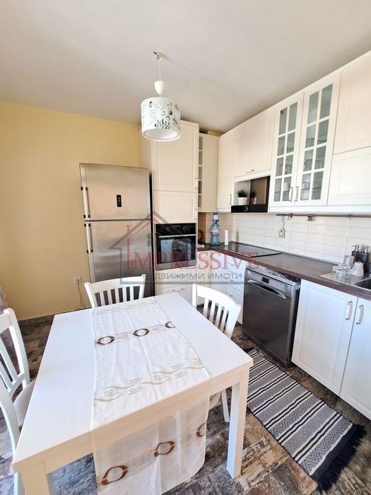 Дава се под наем Тристаен апартамент в Варна, Лятно кино Тракия - 108 кв.м за 663 € - Снимка #7