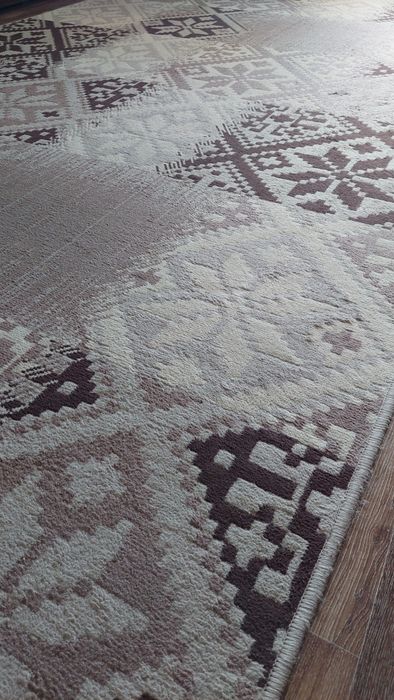 Палас в спальню, гостиную.