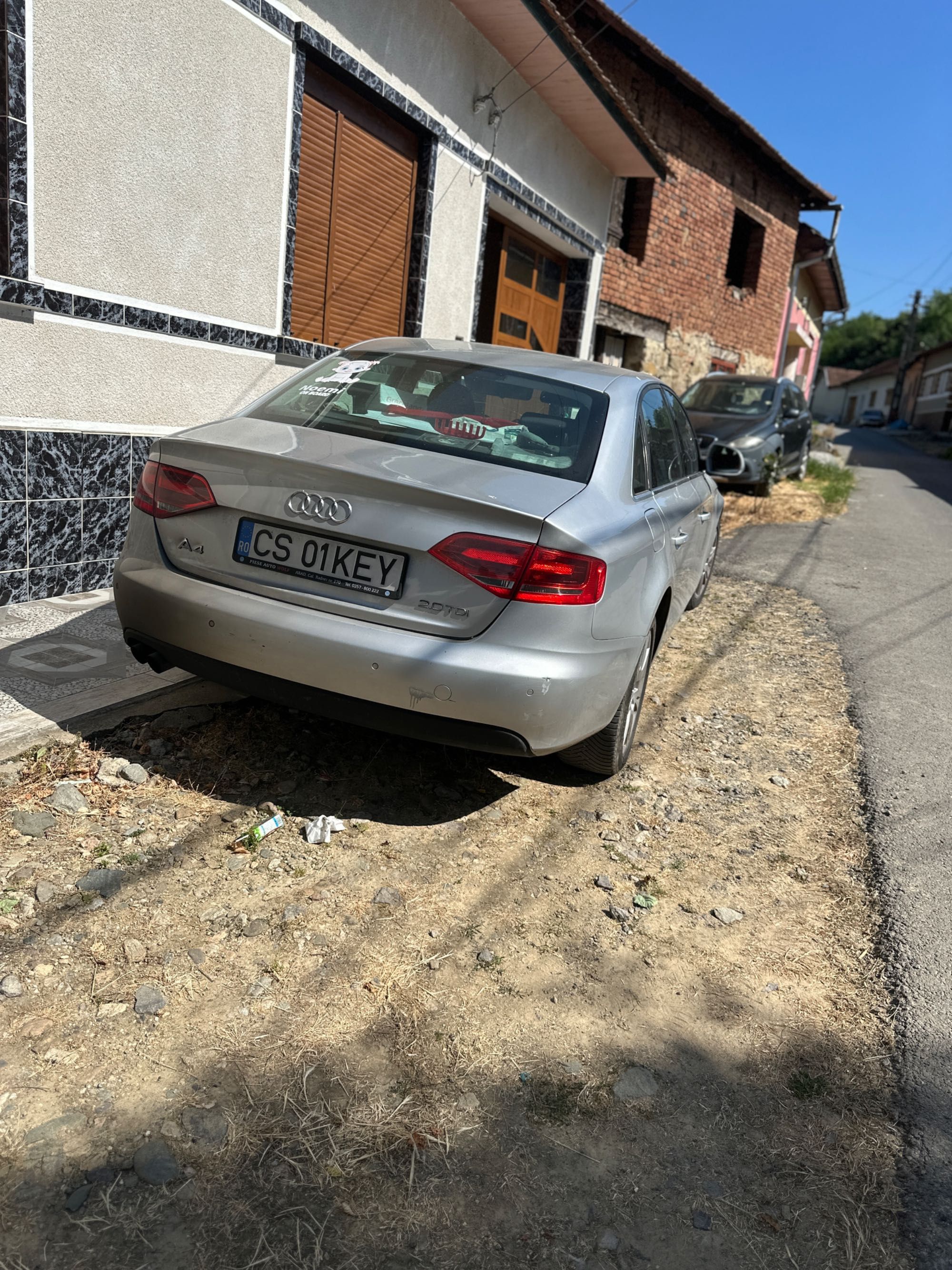 A4b8/2009/326.000km