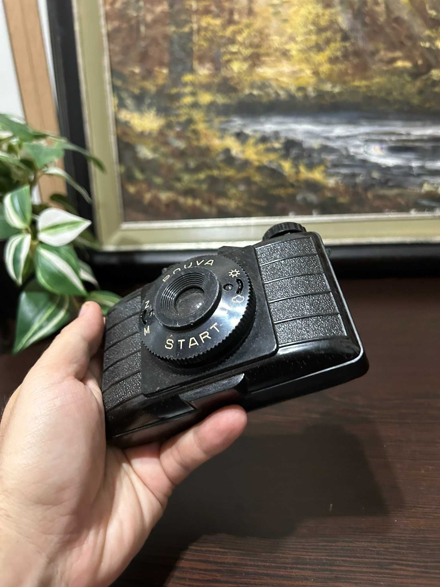 MA100 POUVA Start cu obiectiv infiletabil aparat photo vechi
