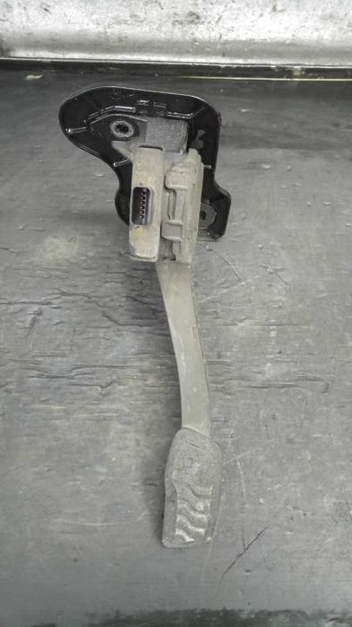 pedala acceleratie ford transit 363  2.2 tdci cyf5  6c11-9966-aa