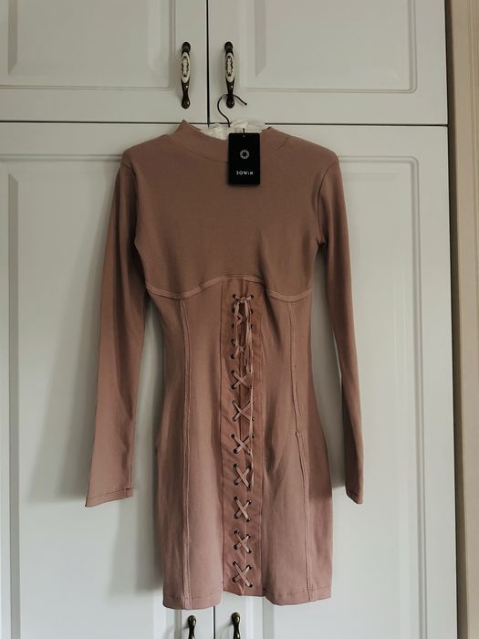 Rochie masura S / M , stil corset noua , culoare roz pudra