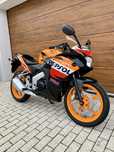 Honda CBR 125 R Repsol Categoria A1 16 ani