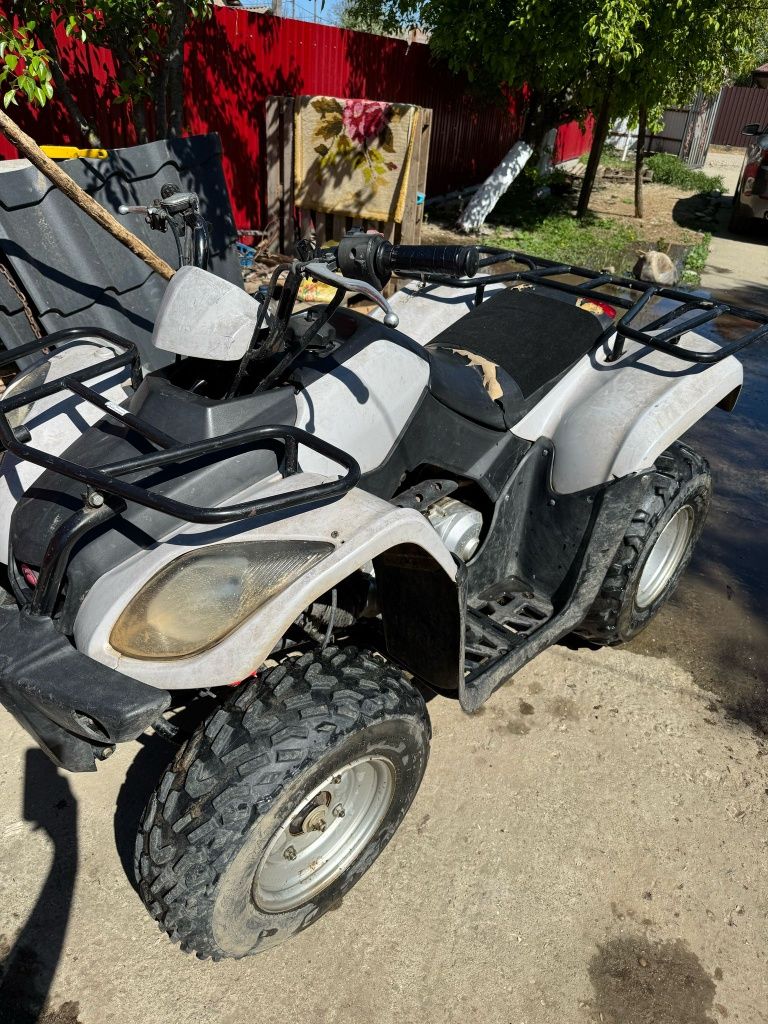 Vând urgent ATV Kymco