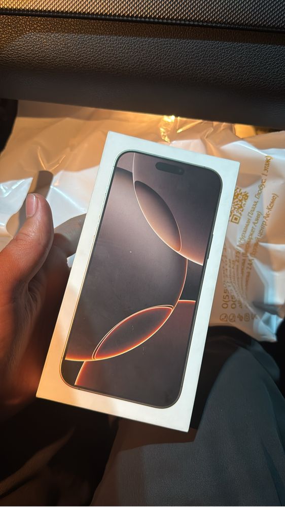 Iphone 16 pro max 256 desert titanium