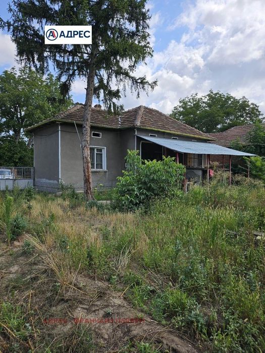 Продава се Къща в с. Долни Луковит, Област Плевен - 120 кв.м за 213 €/кв.м - Снимка #3