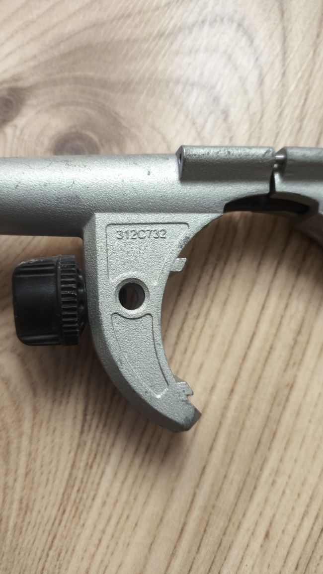 Странична дръжка Makita  312C732