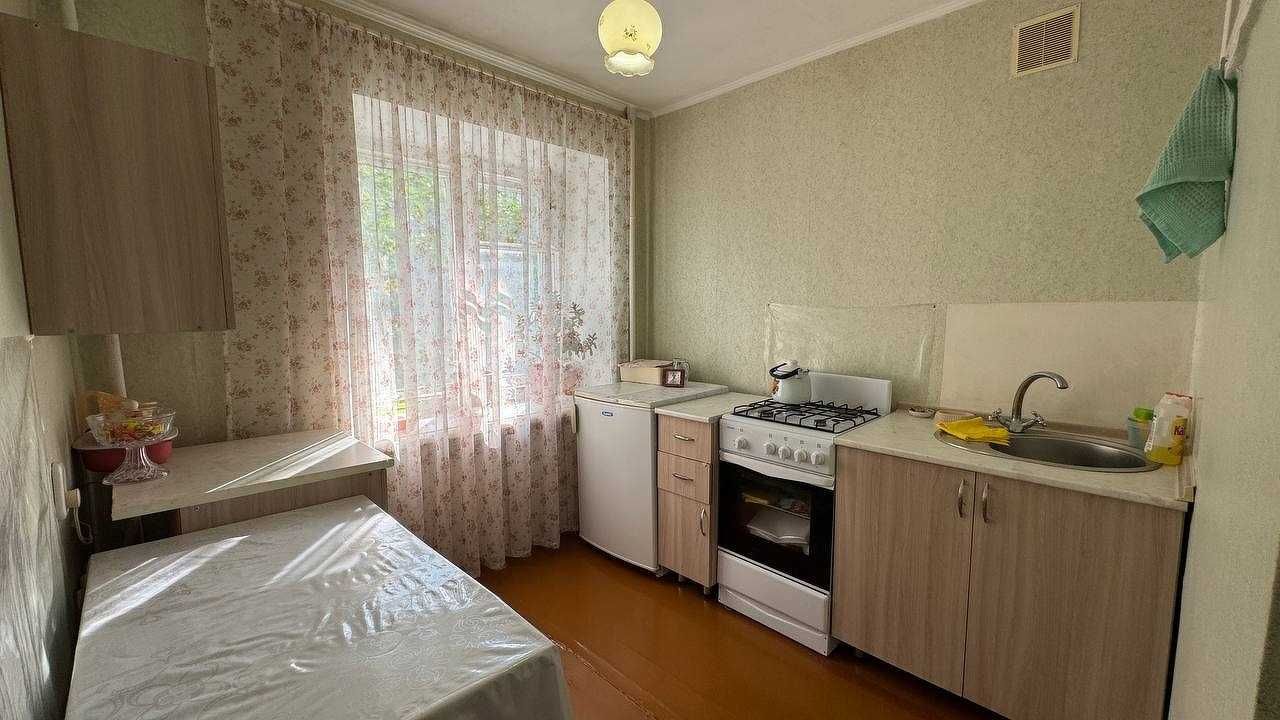 Продаётся  1 комнатная кв р-н КСК