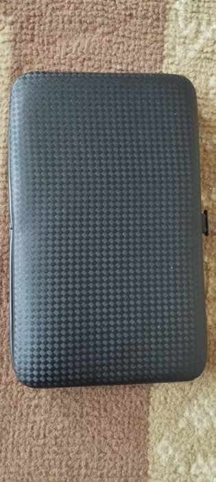 Продается кусачки для ногтей