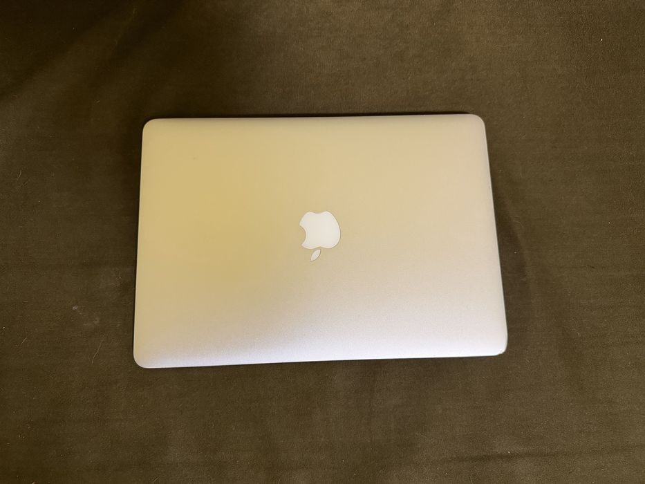 Macbook Air 13 Early 2014 4GB RAM 128GB SSD macOS Ventura