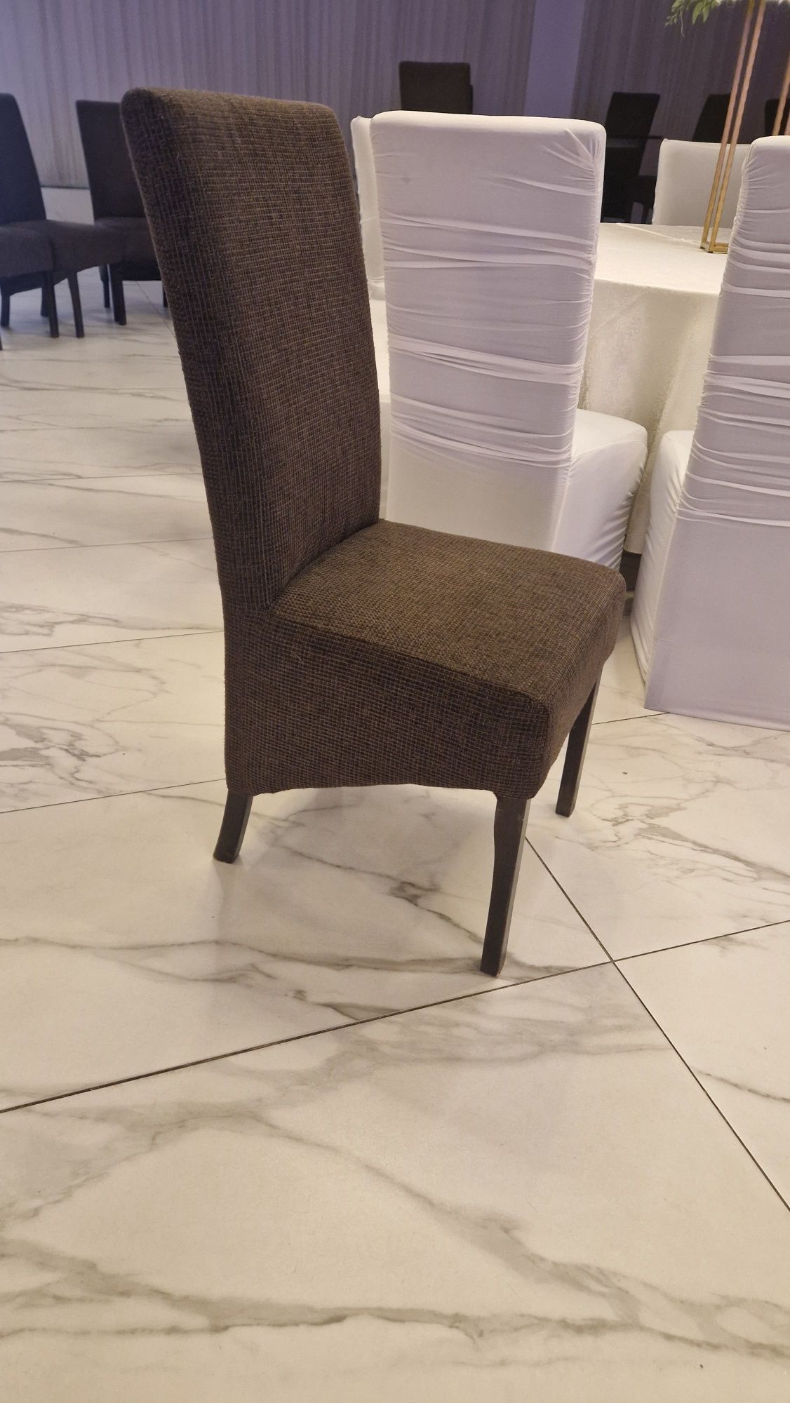 Vand scaune tapițate
