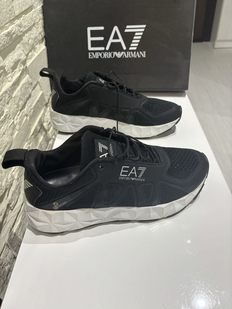 Оригинални чизми Guess/маратонки EA7