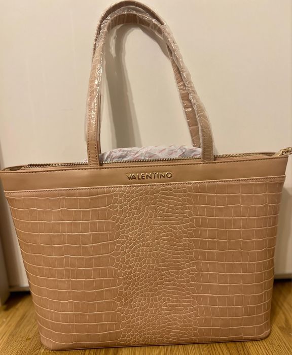 Geantă valentino