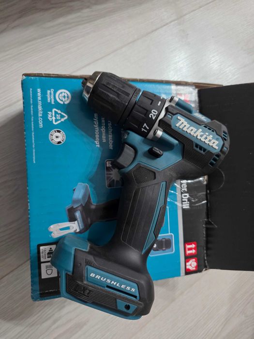 Makita DDF487Z Masina de gaurit si insurubat