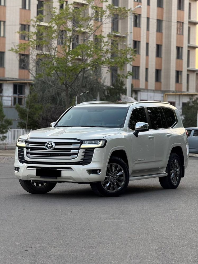 Toyota Land Cruiser 300 возможно приобрести в рассрочку