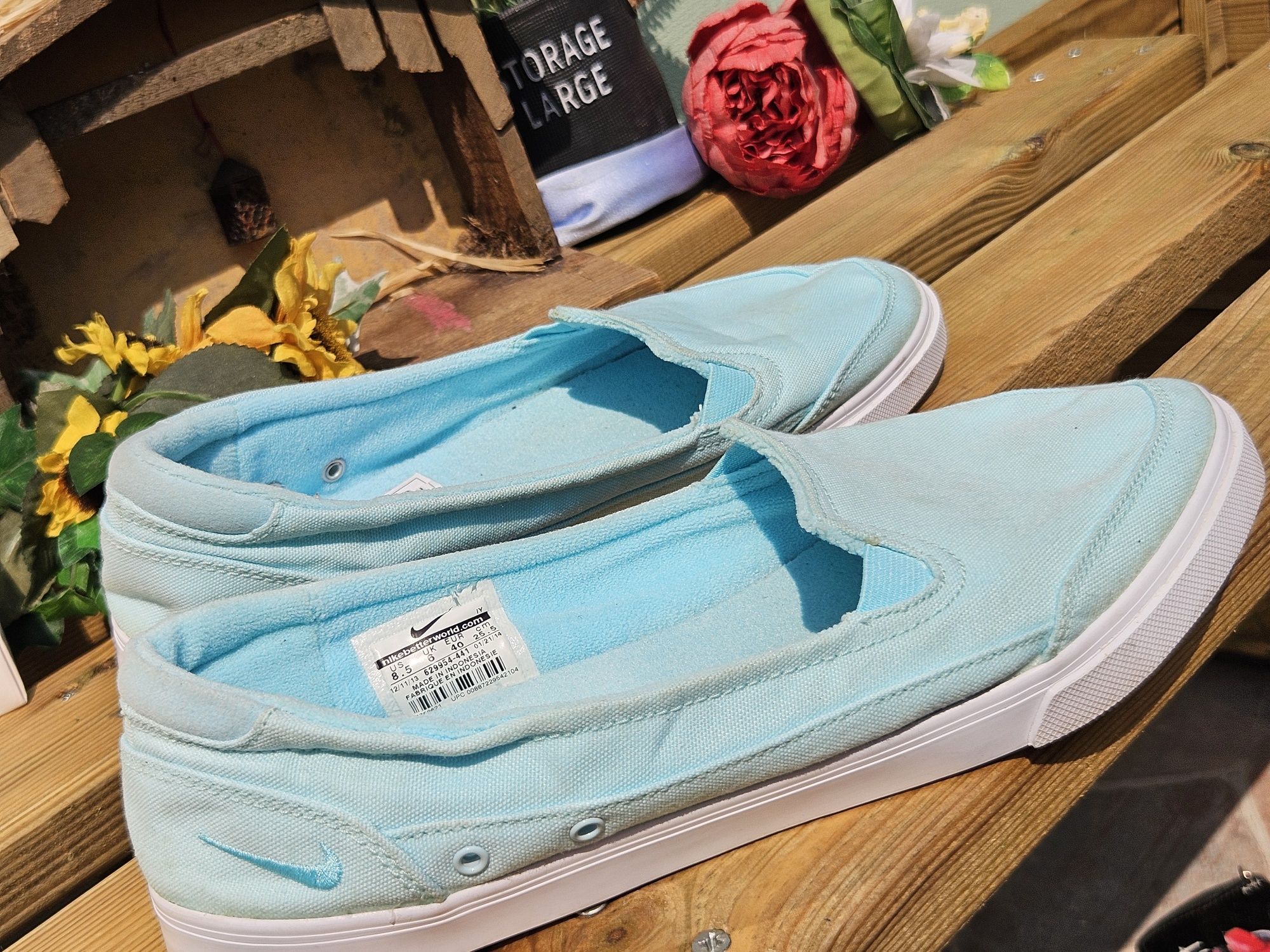 Nike обувки в светло синьо N40