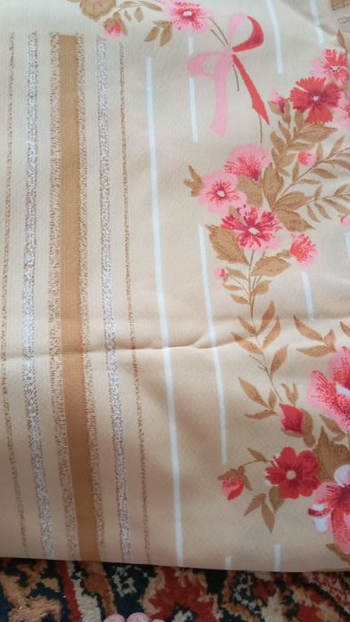 Шторы новые.5 штук