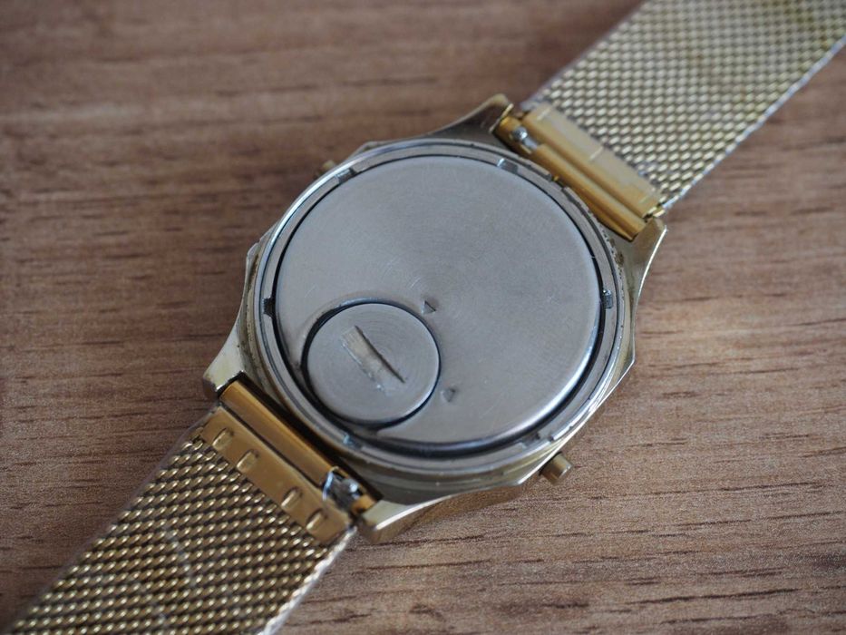 Ceas de mână sovietic Elektronika 5, brățară nouă, auriu, URSS