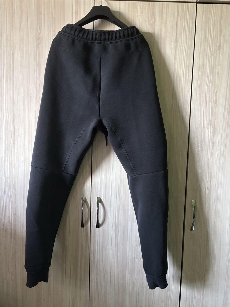 Nike Tech fleece - рядък