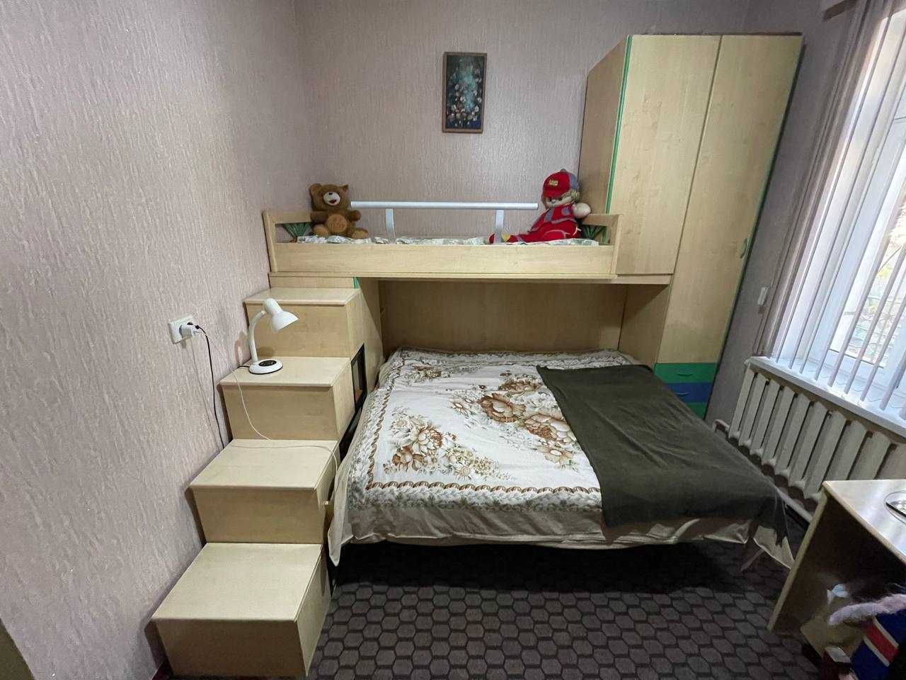 Продается встроенная мебель