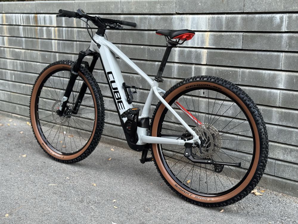 Електрически велосипед E-bike CUBE REACTION HYBRID PRO 625 ( M рамер)