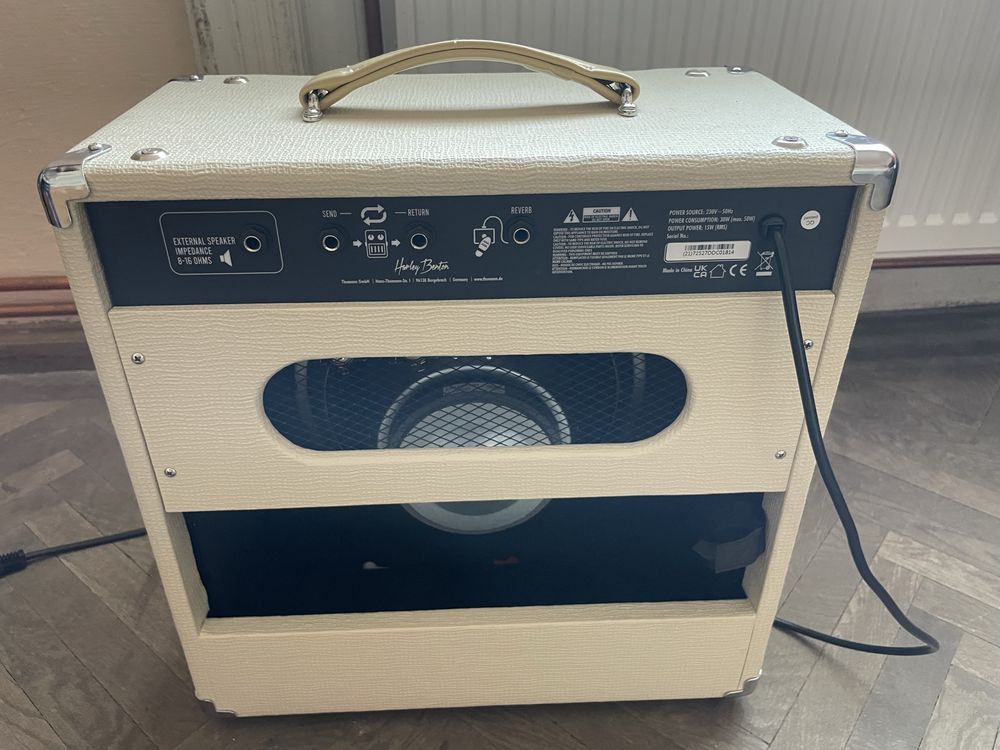 Amplificator chitara electrica full lampa Harley Benton Tube15