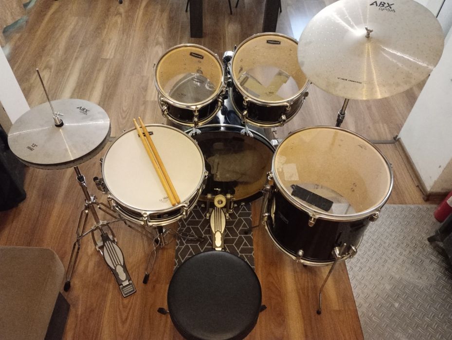 Продавам барабани Mapex Tornado