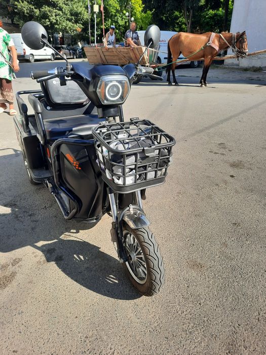 Tricicleta Electromobil