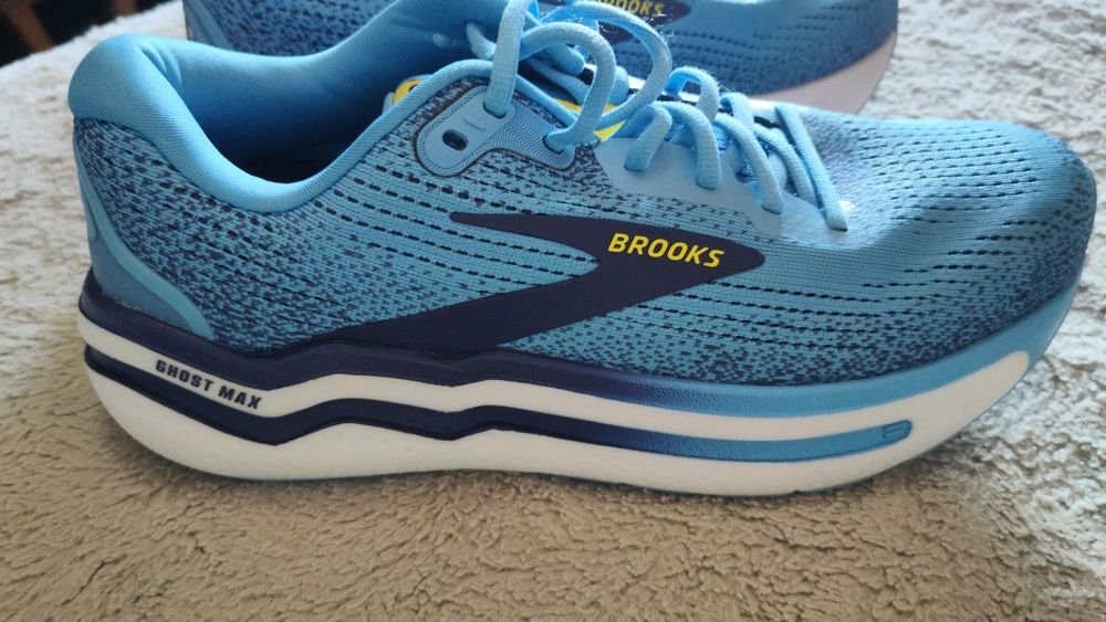 brooks ghost max 2, noi, 41 si 42. la sportiva saucony