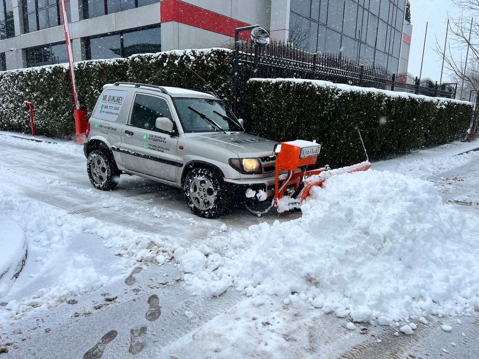 Снегопочистване от Mr.Donchev