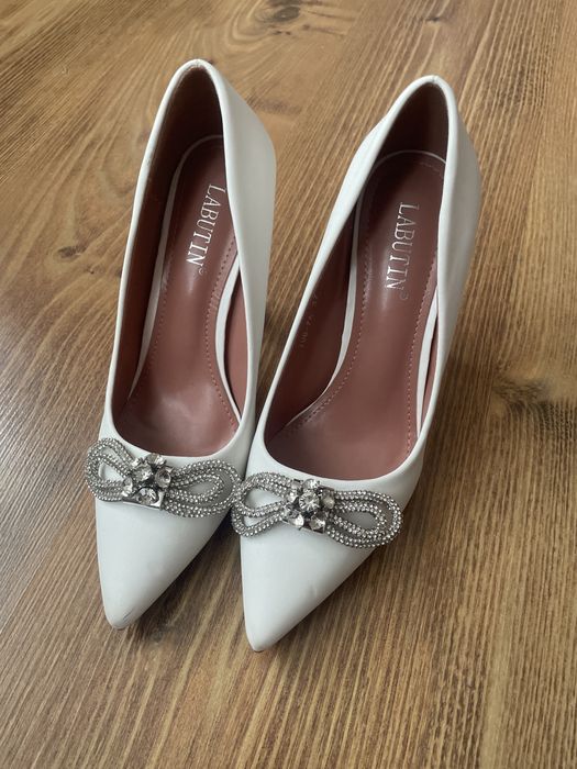 продаю туфли 37го размера, в отличном состоянии