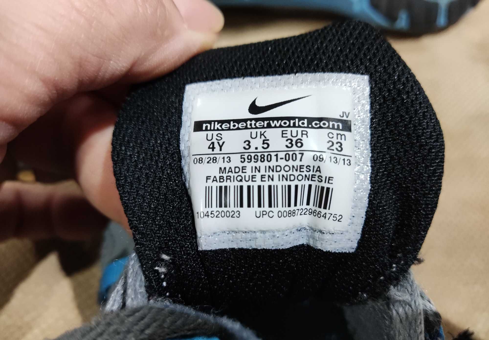 Маратонки NIKE номер 36