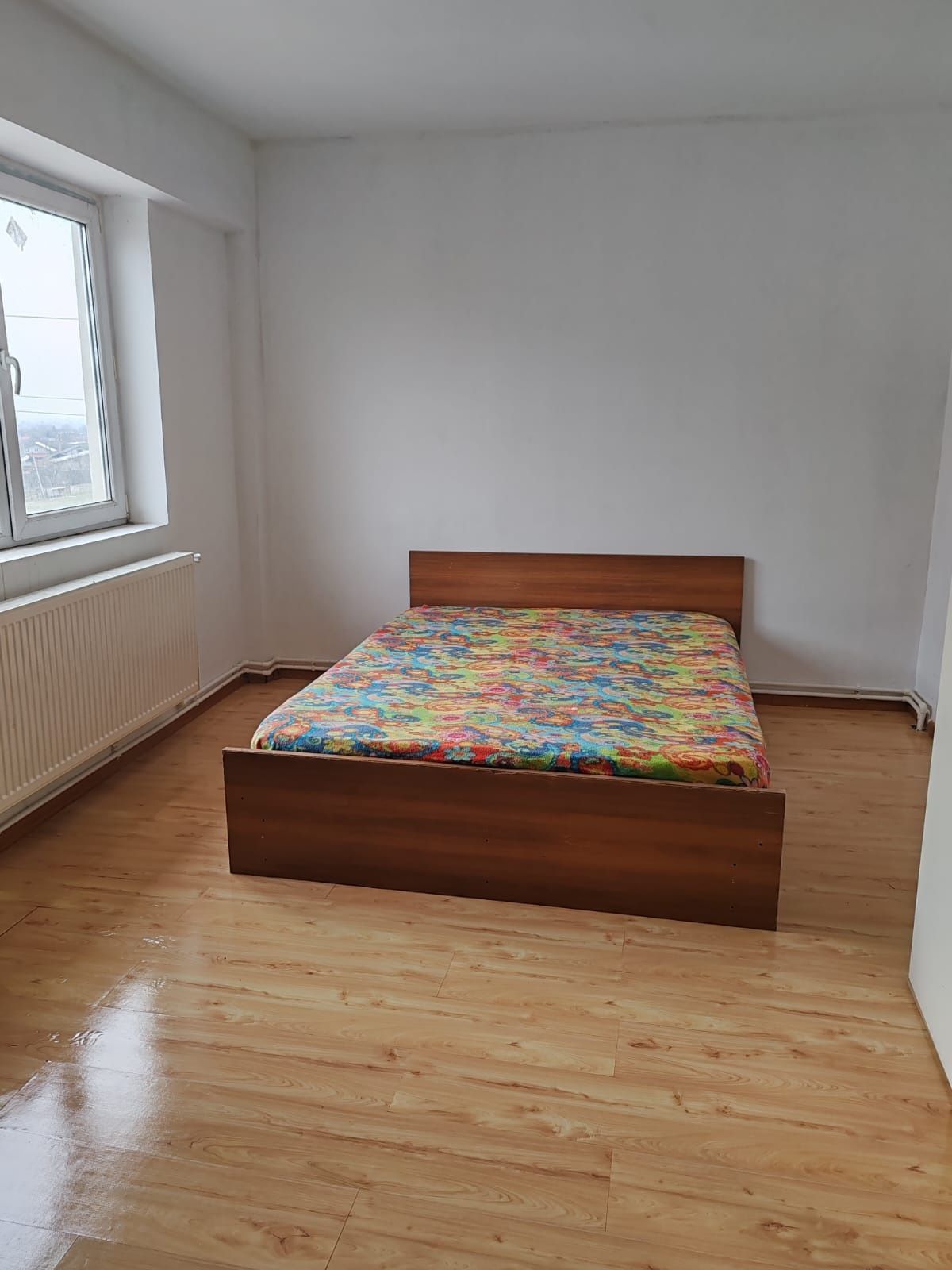 Vând apartament centru Doicesti (5 minute de Târgoviște))