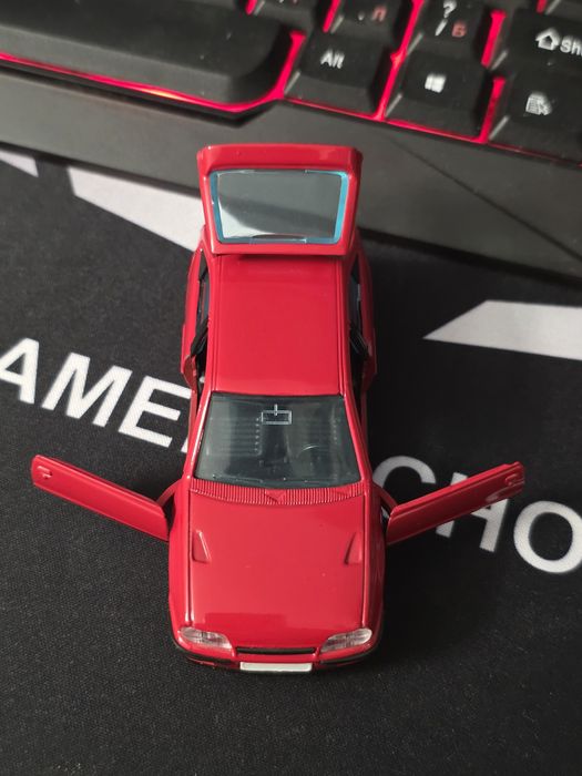 Opel Kadett gsi 1:43