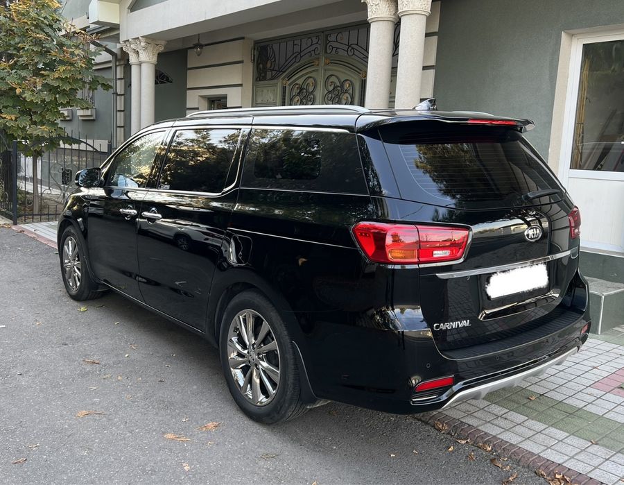 Kia Carnival 2020, 9 та места, корея,  (фул комплектация)