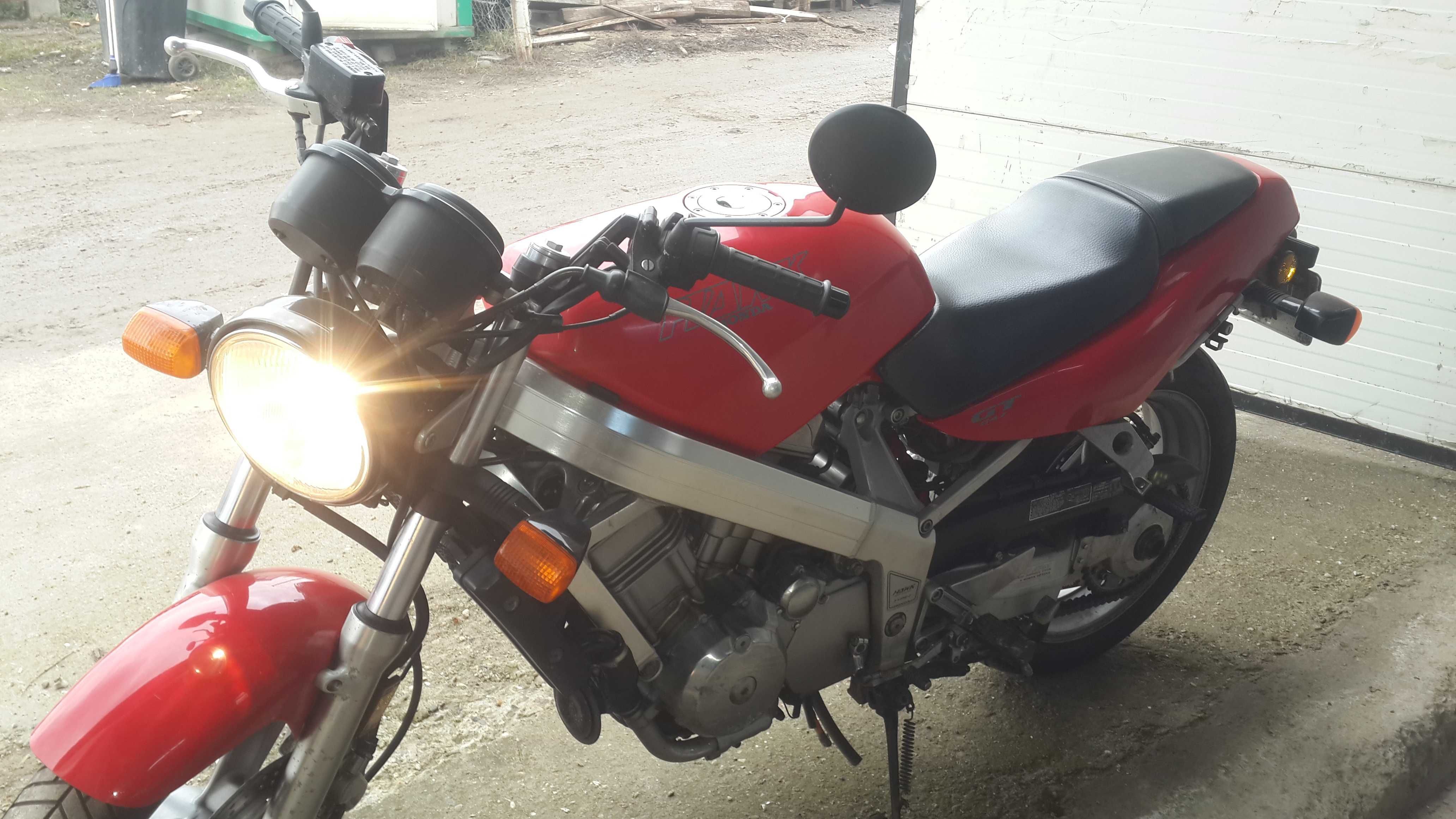 Honda Hawk GT , NT650, 1990