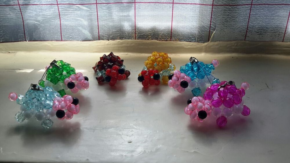 Подвески брелочки