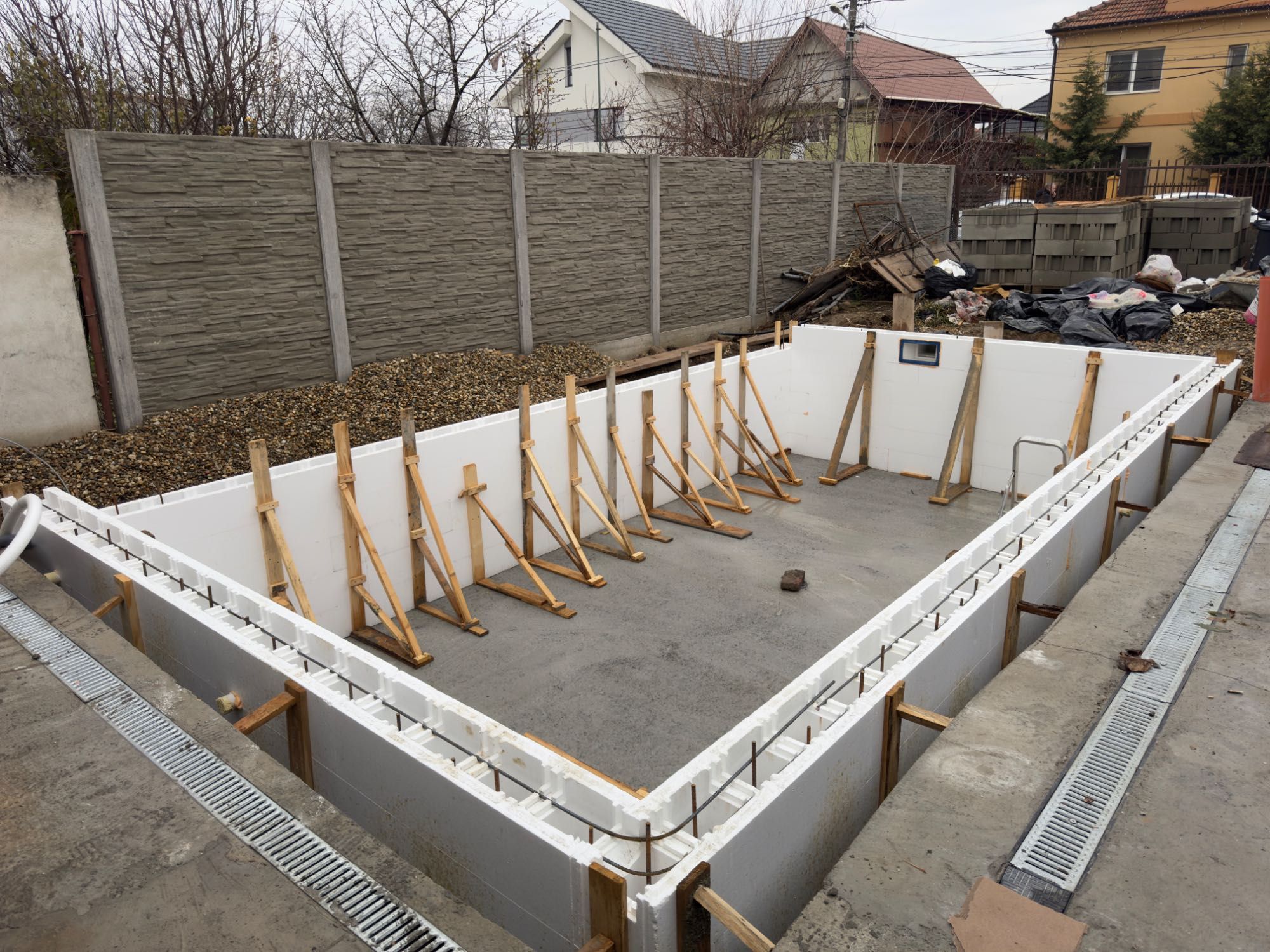 Construcții Piscine