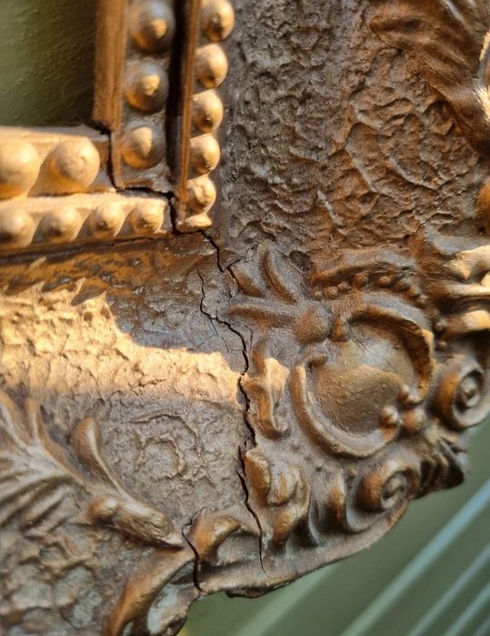 Ramă decorativă baroc aurie – ideală pentru oglinzi, tablouri...