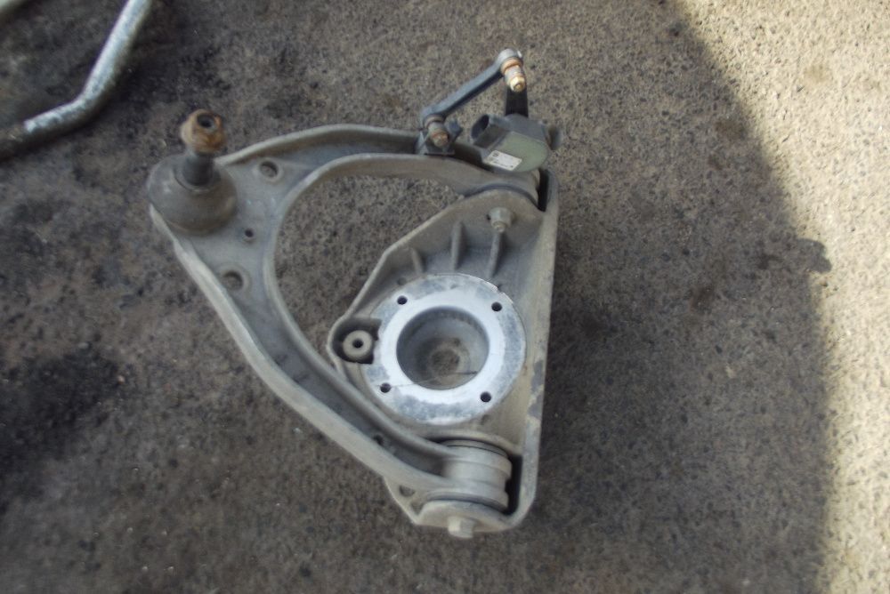 Brat VW Touareg Bascula superioara stanga dreapta senzor suspensie
