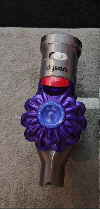 Aspirator Dyson V7
