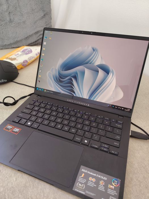 Asus Vivobook S14 AMD Ryzen 7